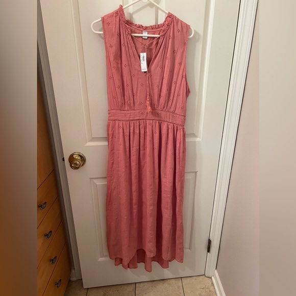 Old Navy Tie Neck, waist defined,  MIDI Dress 
Size Large Tall - Picture 1 of 11